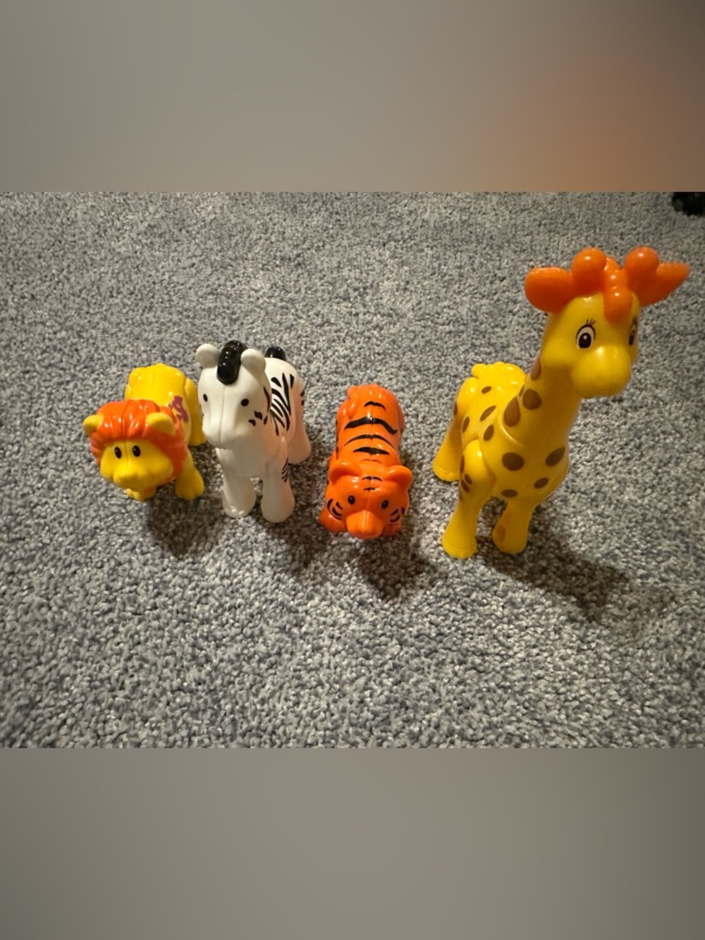 Kiddieland Giraffe Safari Kingdom Toy Zoo Animal Figure Replacement Moving Parts